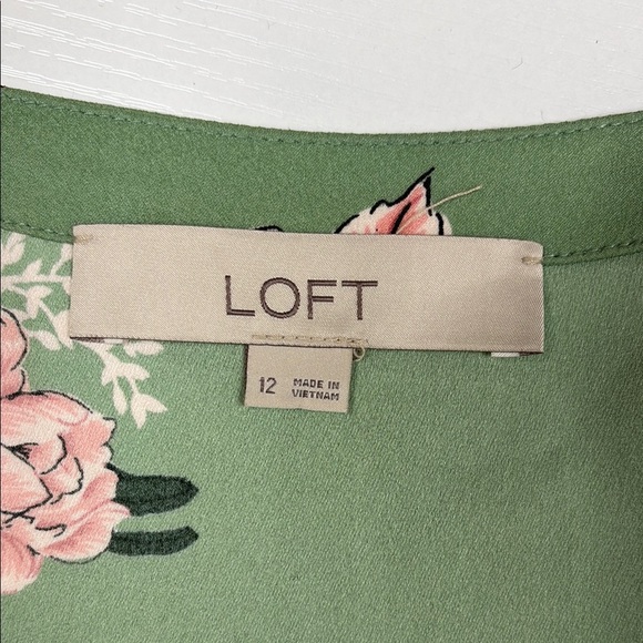 Ann Taylor LOFT Floral Wrap Surplice V-Neck Long Sleeve Mini Dress Green 12 - Picture 7 of 10